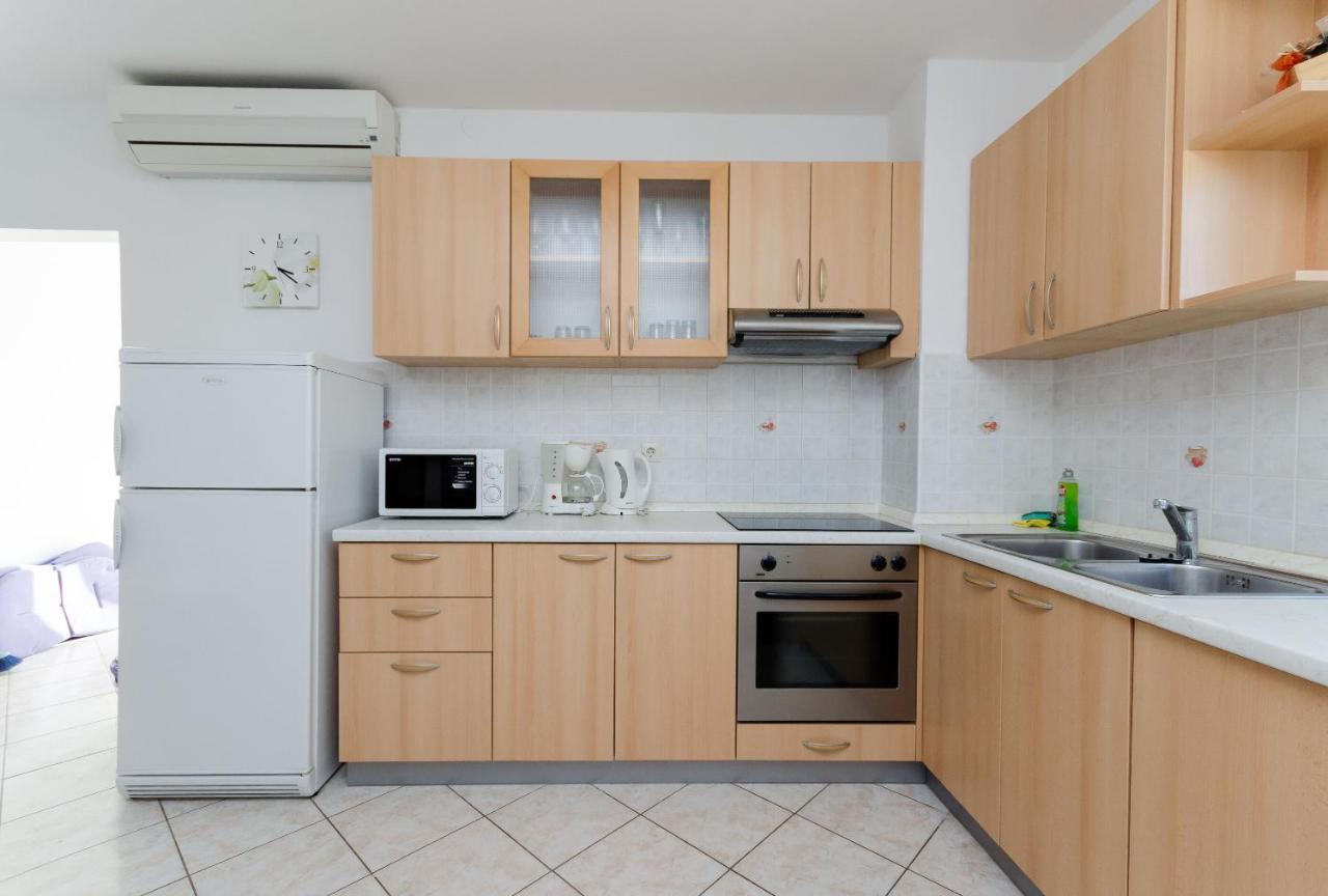 Apartments Marija P Лопар Экстерьер фото