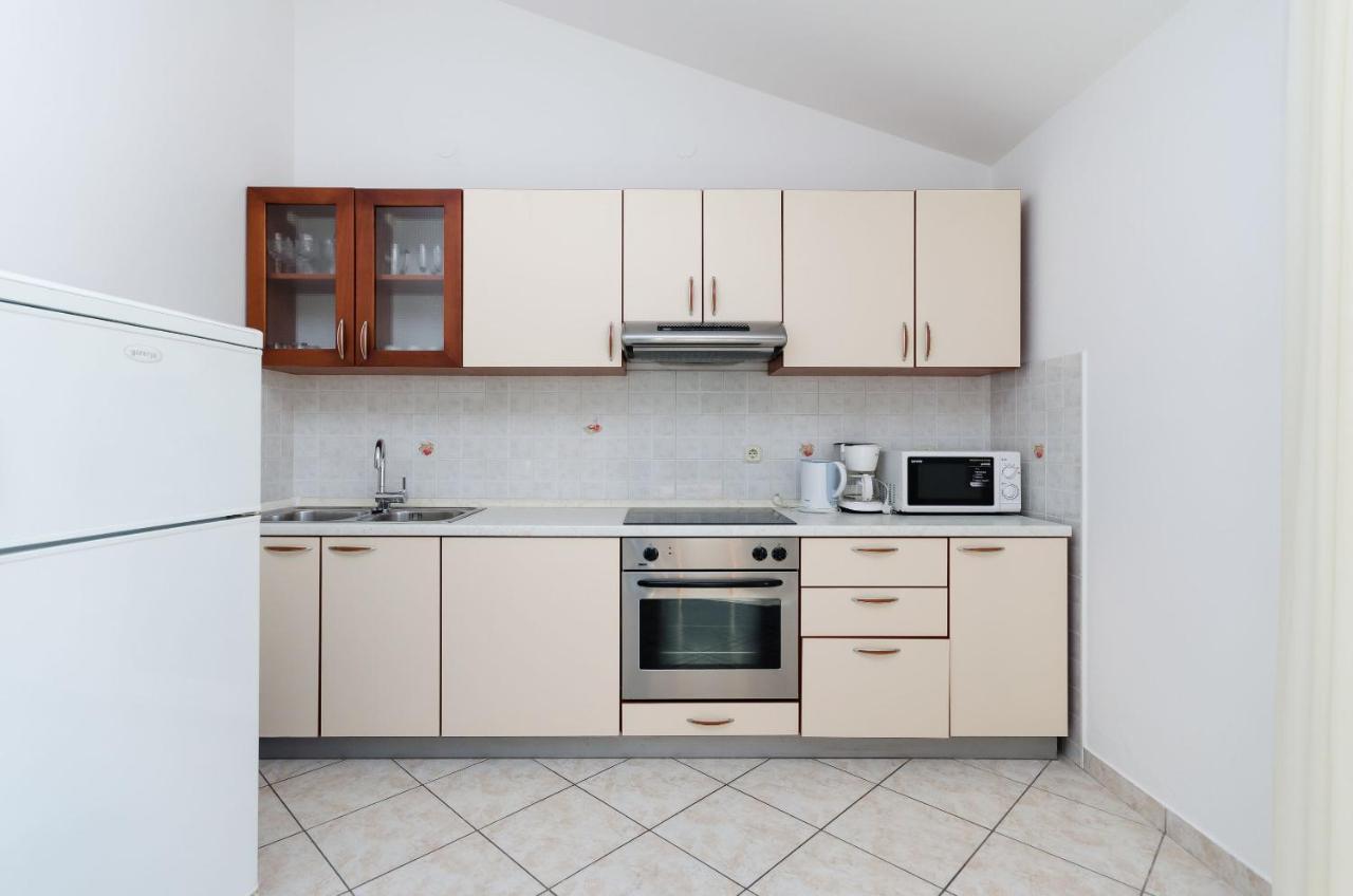 Apartments Marija P Лопар Экстерьер фото
