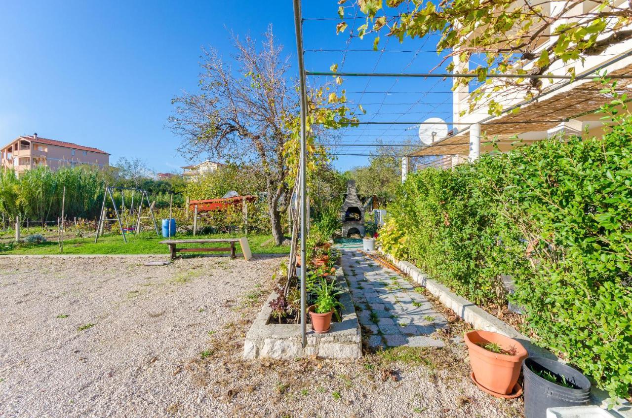 Apartments Marija P Лопар Экстерьер фото