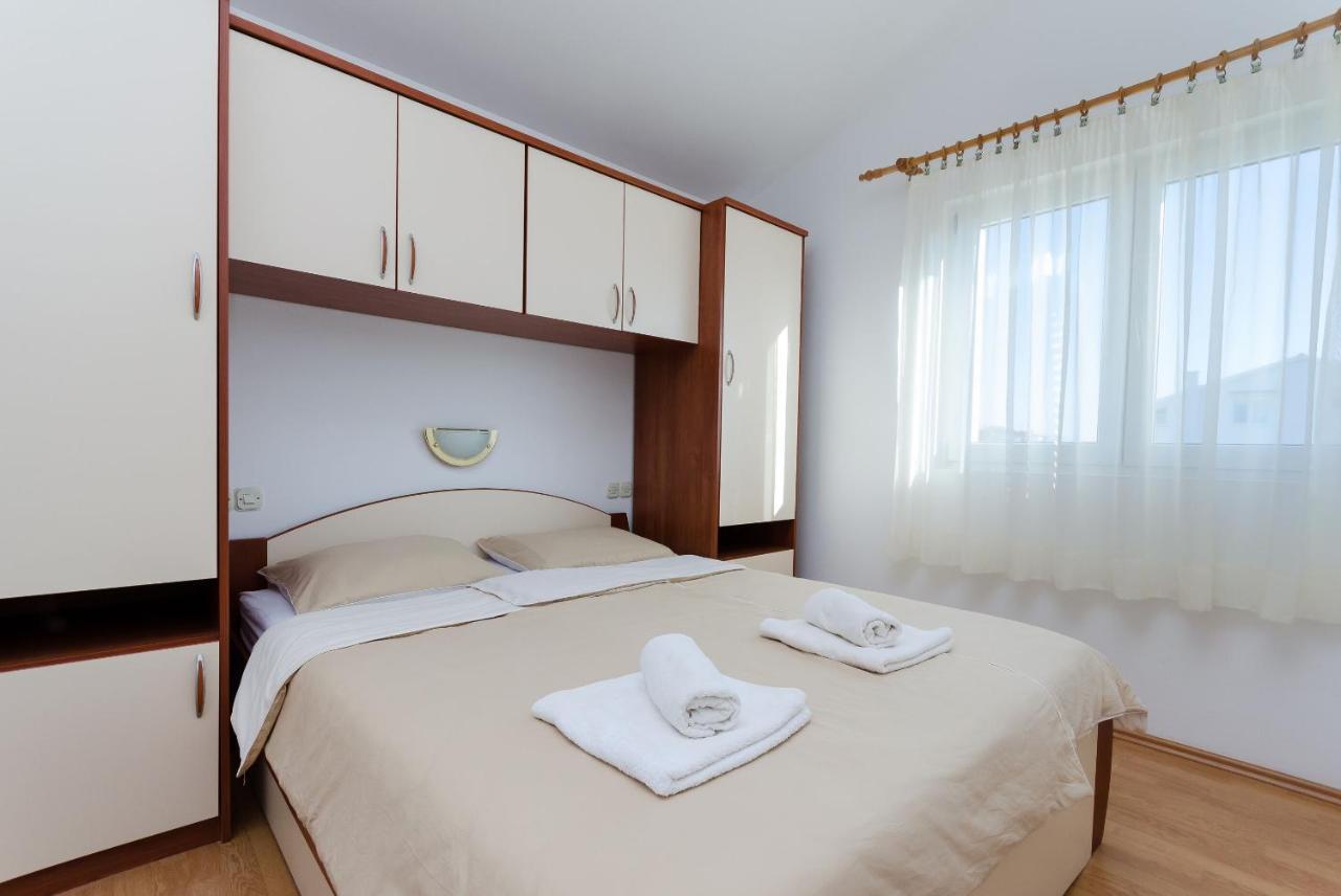 Apartments Marija P Лопар Экстерьер фото
