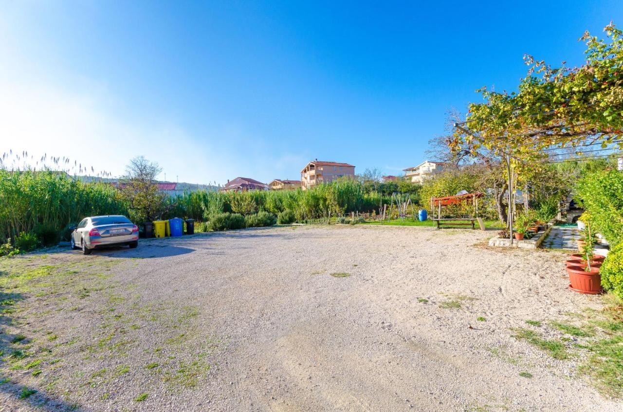 Apartments Marija P Лопар Экстерьер фото